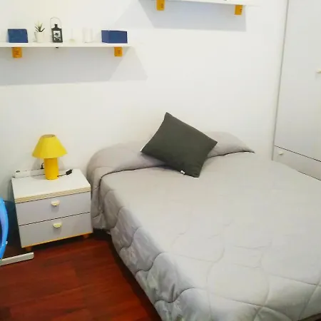 Habitacions Sant Pere Claver Pensión Tàrrega