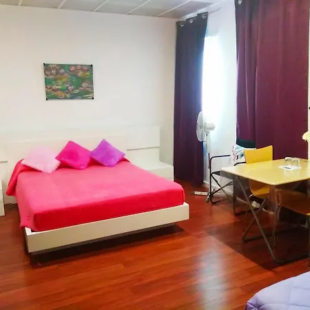 Habitacions Sant Pere Claver Pensión 2*
