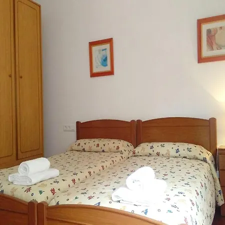 Habitacions Sant Pere Claver Pensión