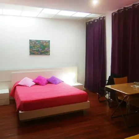 Habitacions Sant Pere Claver Pensión Tàrrega